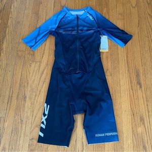 Human performance 2XU triathlon suit